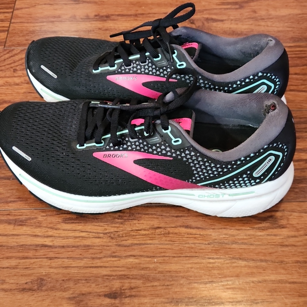 Brooks Womens Ghost 14 Running Shoes - Picture 3 of 5